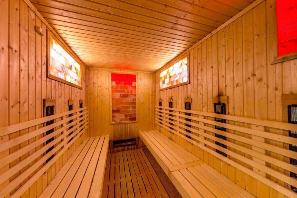 Luxury Apartment In Belvedere Club Hotel バンスコ エクステリア 写真